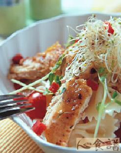 蝴蝶面鸡肉沙拉的做法