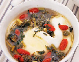 益母草煮鸡蛋的做法