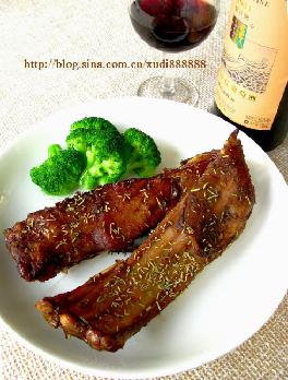 红酒香草烤羊排的做法