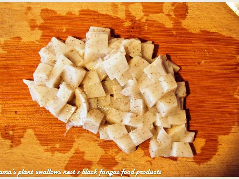 ºÚľ¶úÄ̶³×ô¹ÈƬÓŸñµÄ×ö·¨