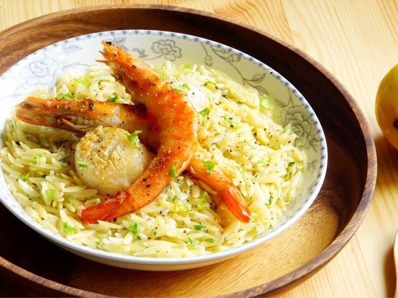 干贝鲜虾佐柠檬奶油米型面的做法