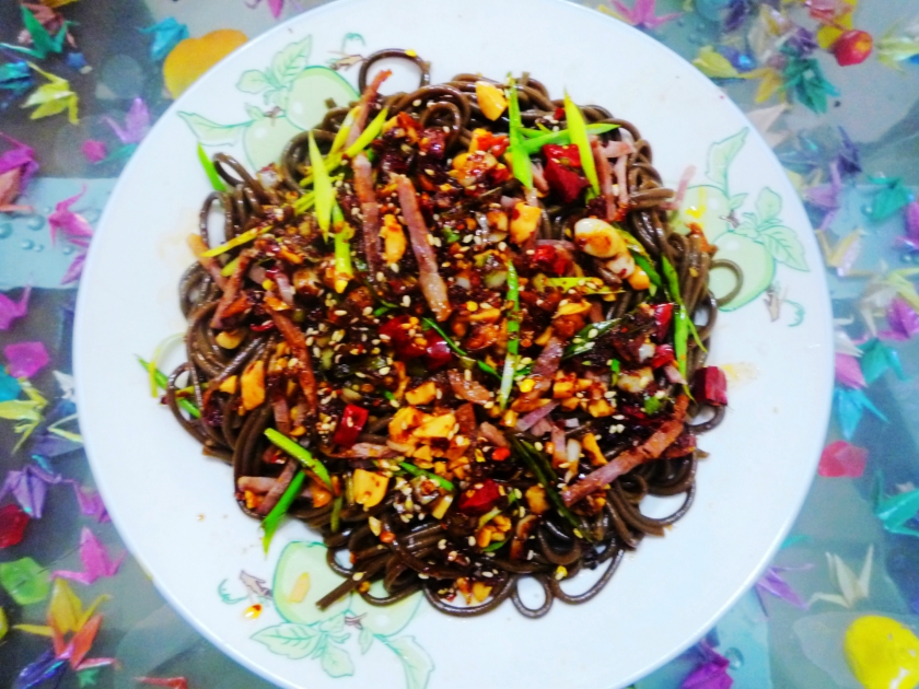 ��˿ާ���۵�����