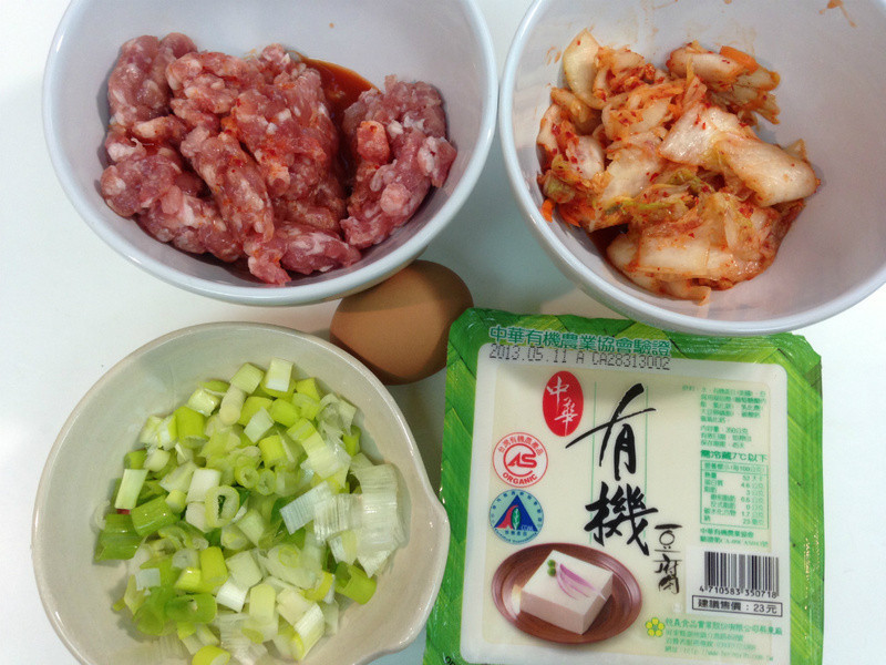 �ݲ����Ŷ���������