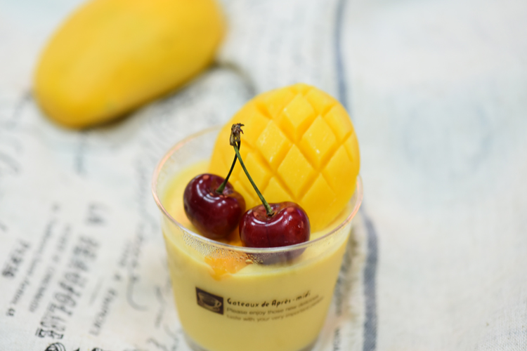 â������������������