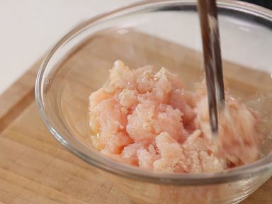 ���ض������˸�������