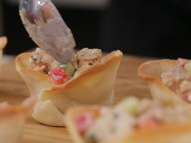 ����ɫ����������