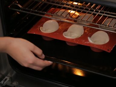 ����ɫ����������