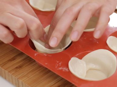 ����ɫ����������