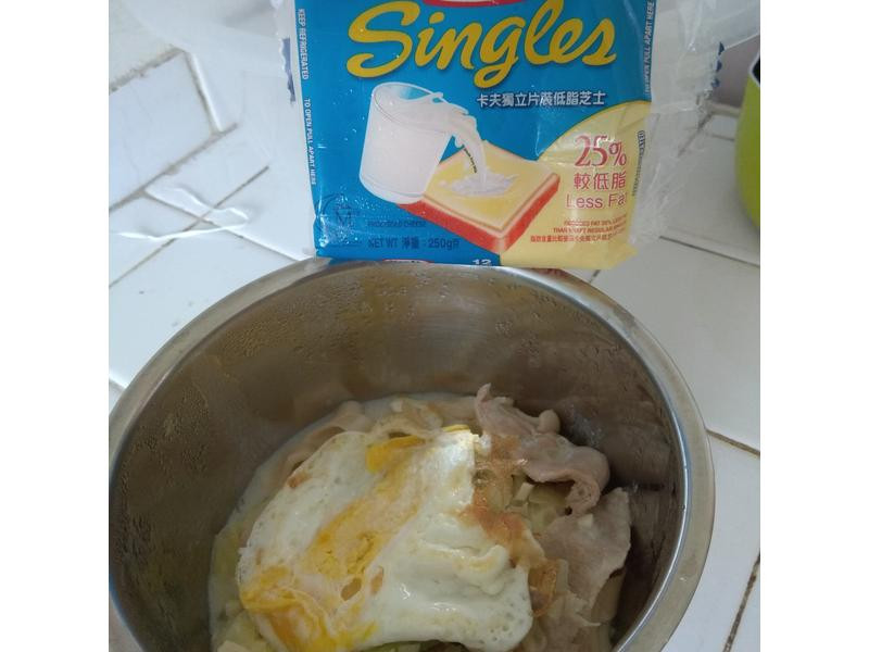 起司白酱面的做法