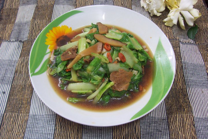 清烩香菇枸杞塌棵菜。的做法