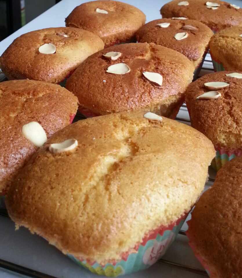 柠檬蜂蜜蛋糕的做法