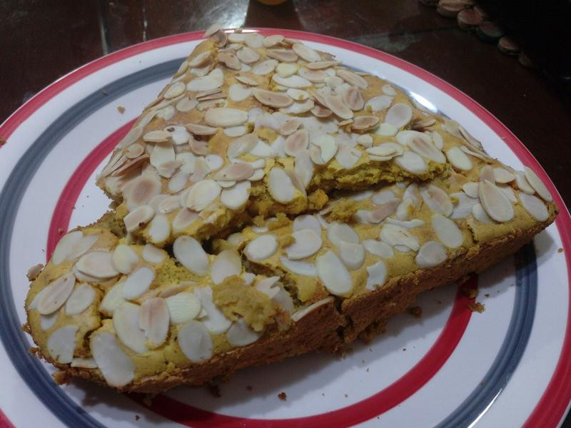 杏仁仙桃蛋糕的做法