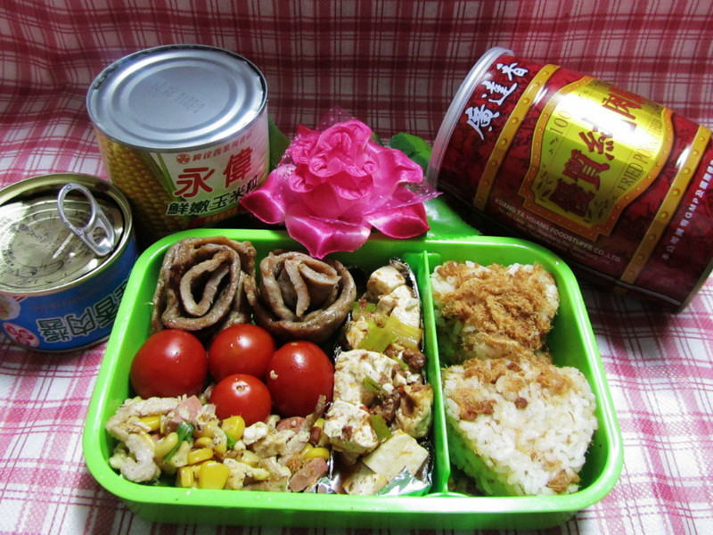 创意造型便当-爱心肉松饭团的做法