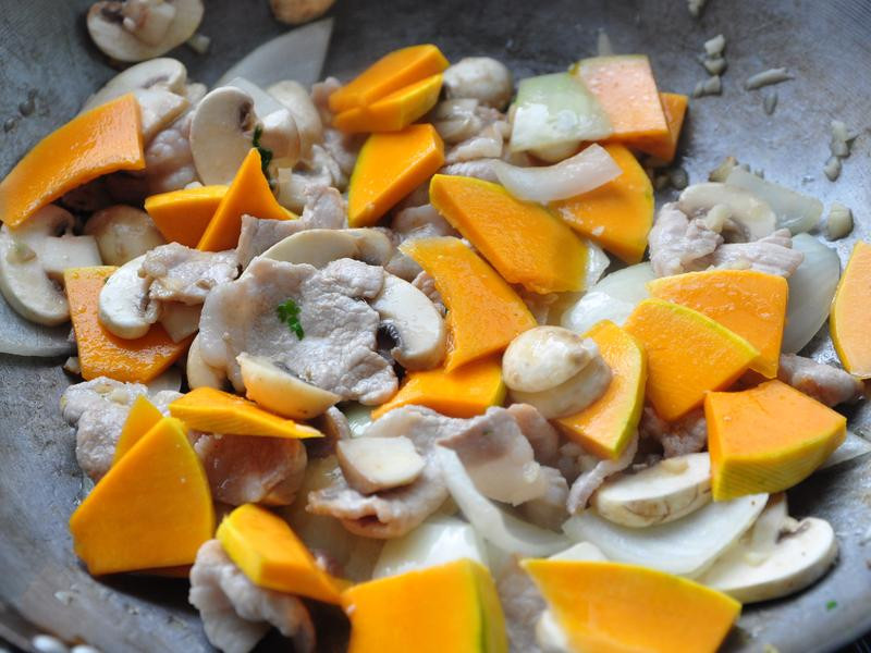 ����Ģ�����Ϲ�����Ƭ������