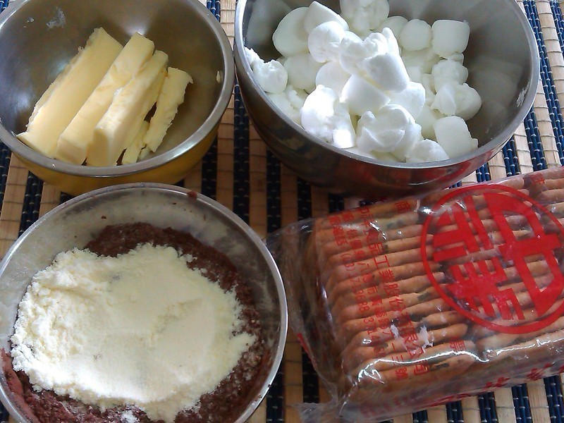 �ڷҵ�С����--ţ���Ǳ���(�ɿ���)������