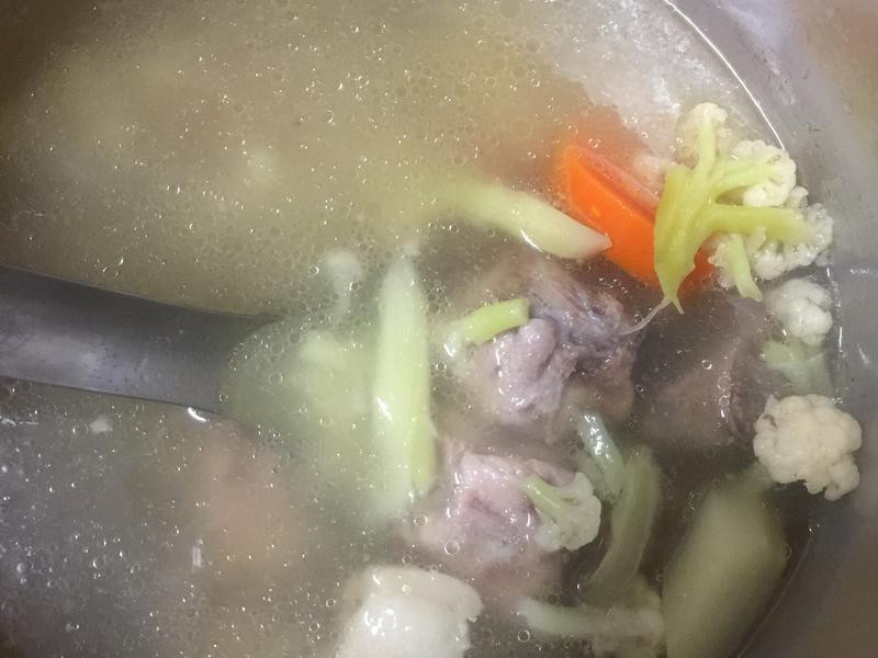 ��Ҭ����������