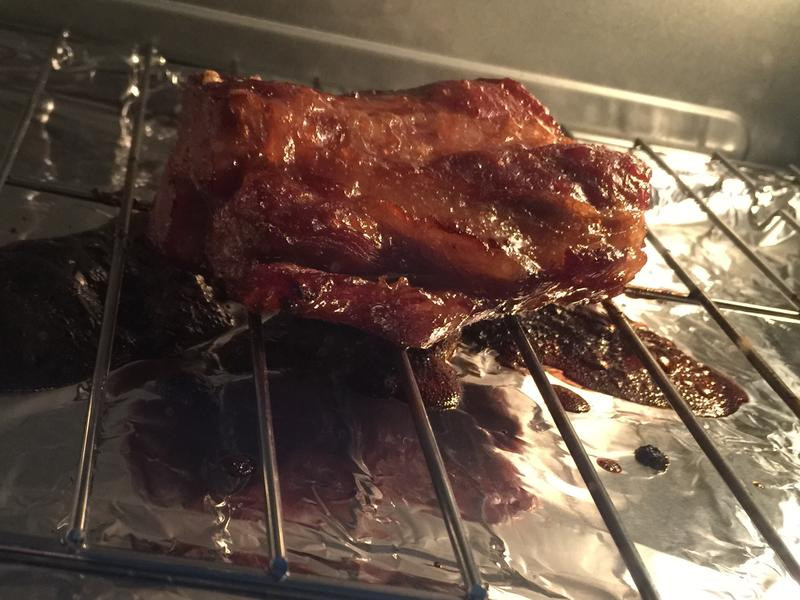 ����ر������������