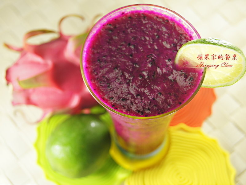 蜂蜜柠檬火龙果汁的做法