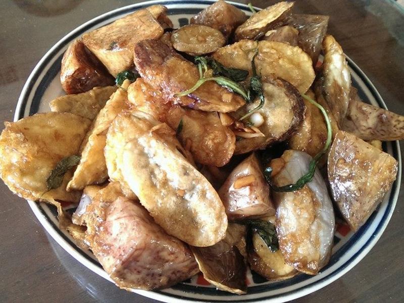 茄子撞芋头● V ●的做法