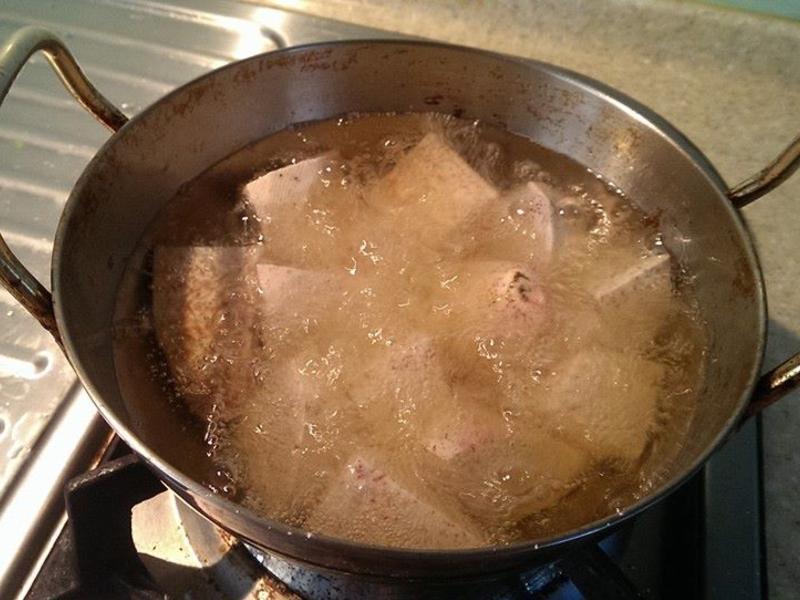 ����ײ��ͷ�� V �������