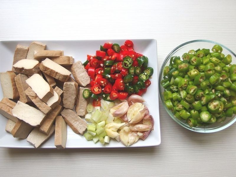 С����������ɵ�����