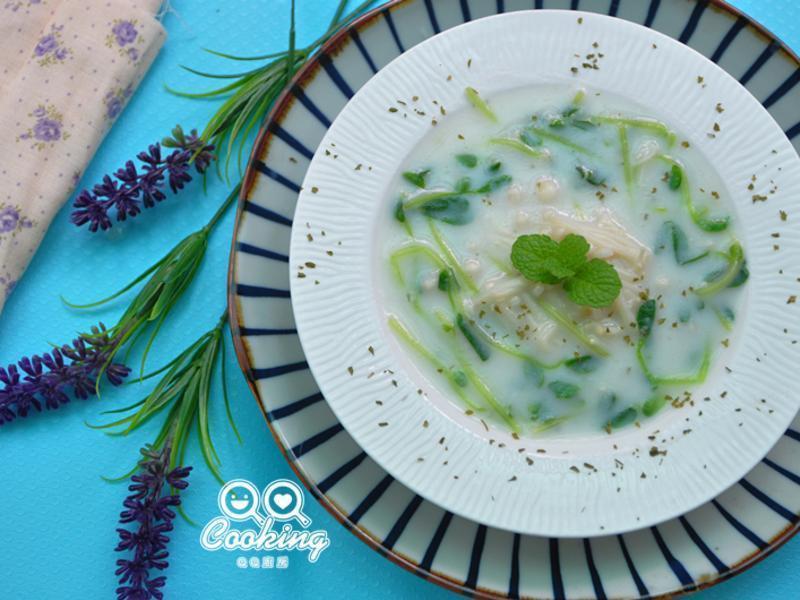 牛奶山药浓汤的做法