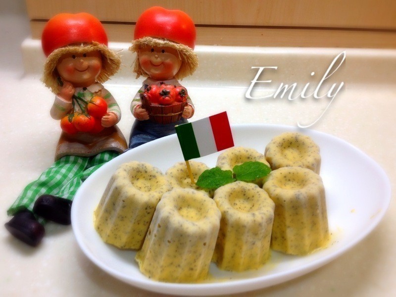 手作百香果可丽露造型义式冰淇淋的做法