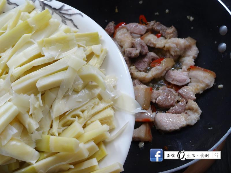 �ʳ������������