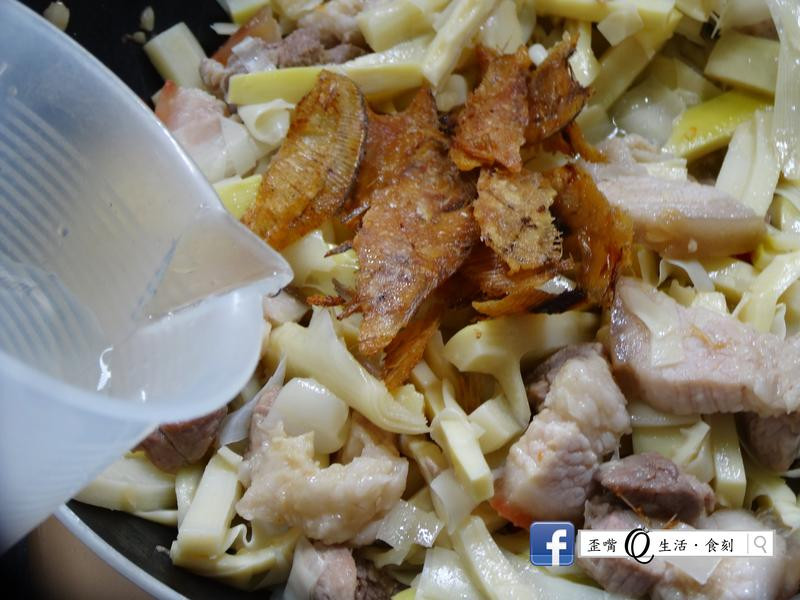 �ʳ������������