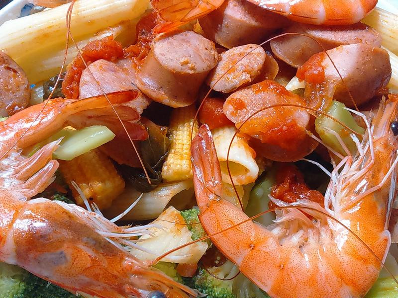 海陆番茄笔管面的做法