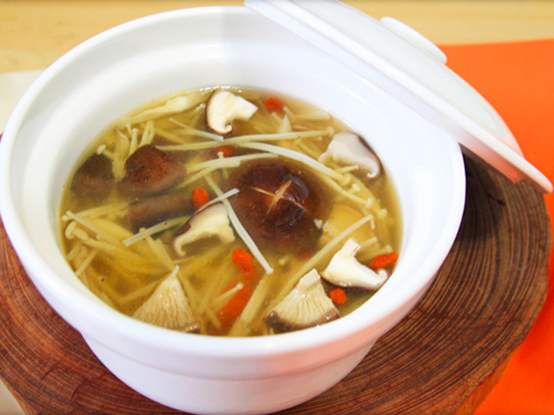 什锦鲜菇汤的做法