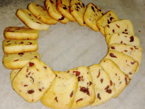 蔓越莓奶香饼干的做法