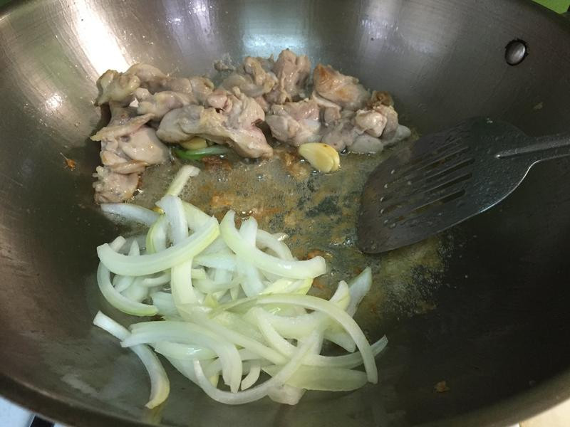 �ʽ���м����ҵ�����