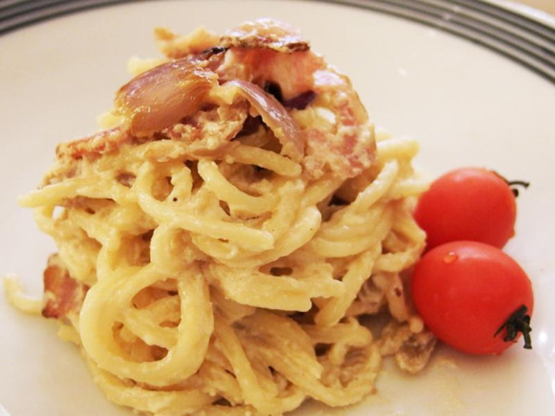 豆腐白酱培根义大利面的做法