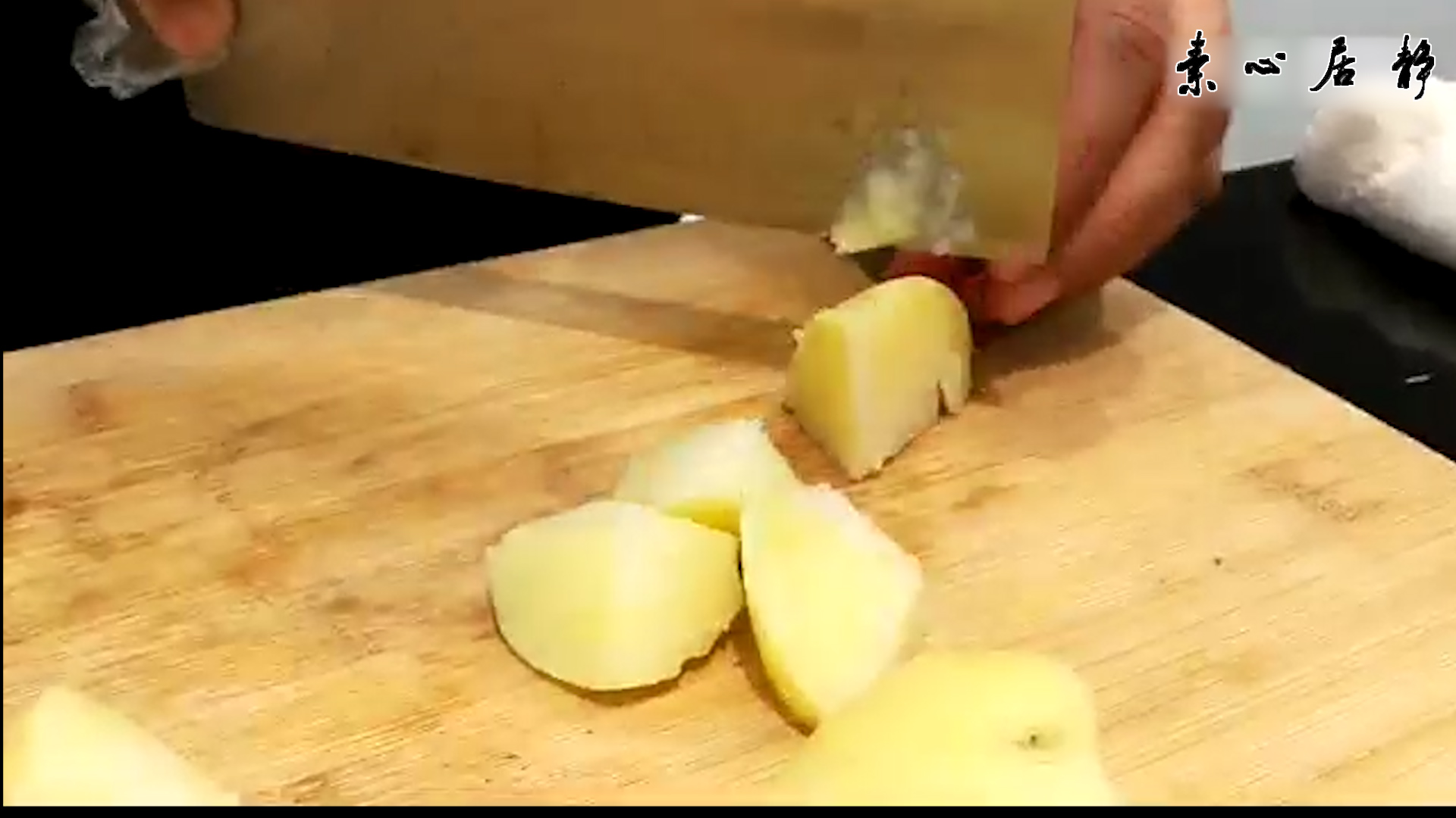 �������ƴ�����������ľӾ�ׯ��ɽ��������