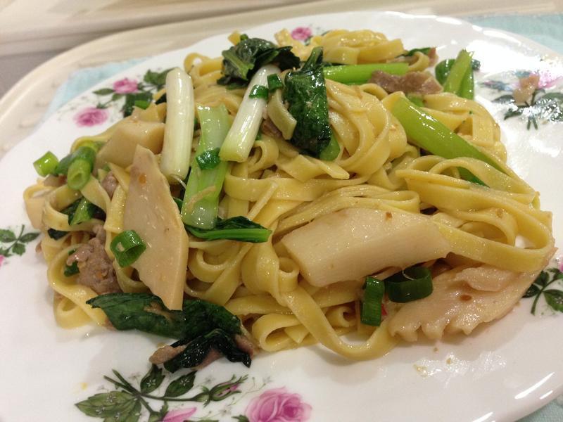 XO酱竹笋肉丝义大利面的做法