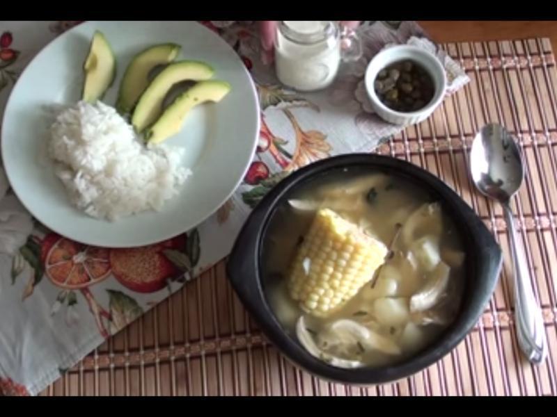 ���ױ�����������(Ajiaco)������