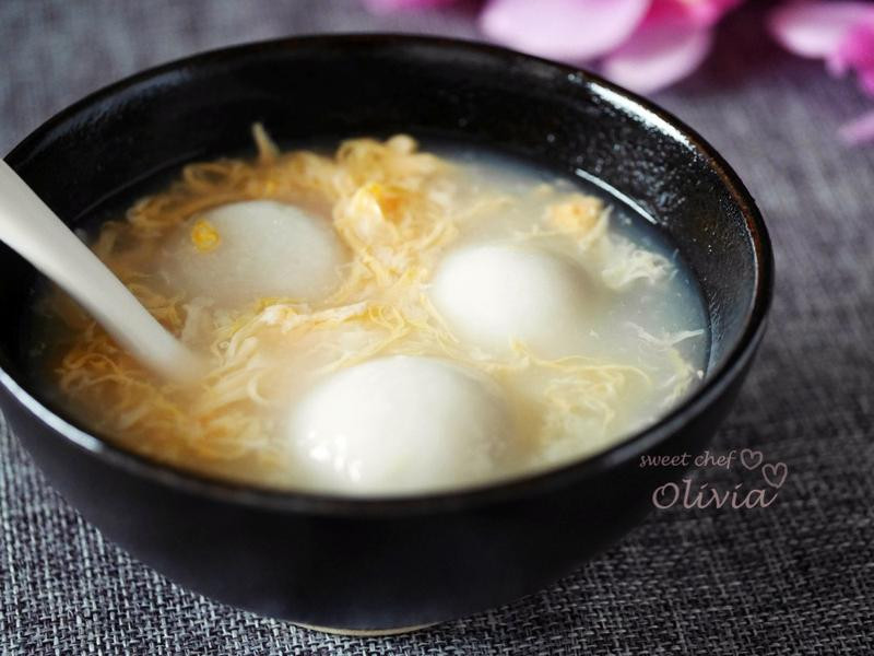 ���𵰻���Բ������