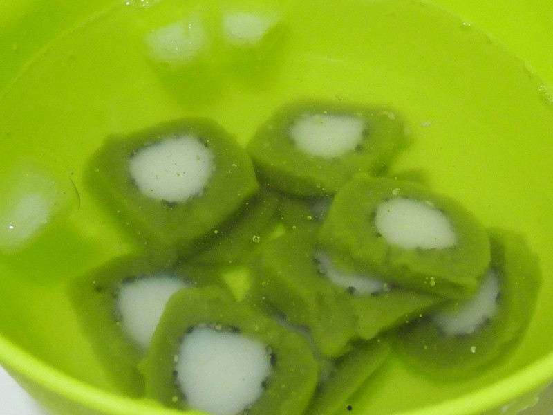 ��С��ŮԪ����硵�������Բ������