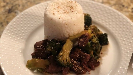 西兰花炖牛肉的做法