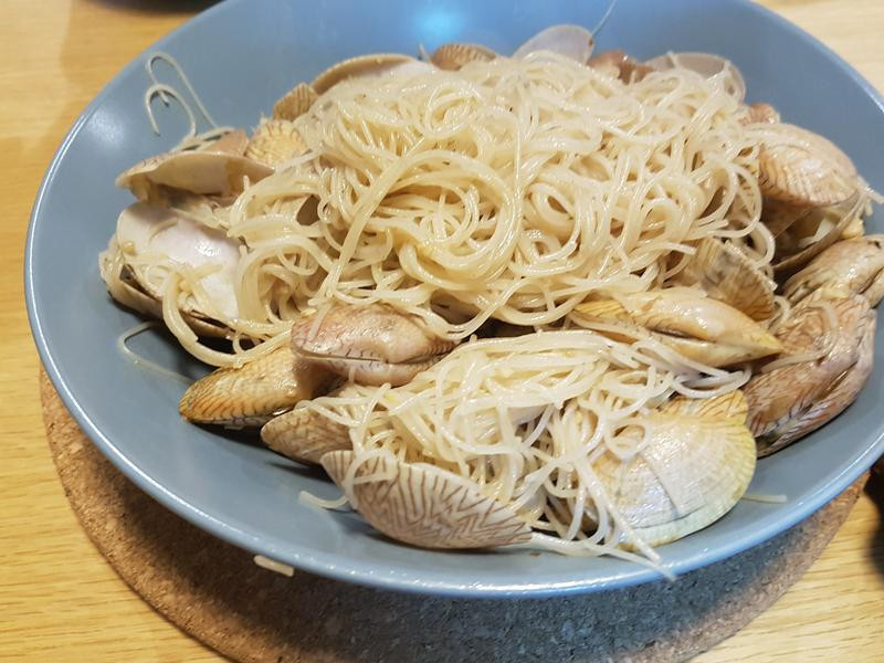 蛤蜊炒米粉的做法