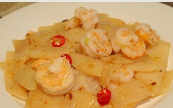 姜葱虾仁炒土豆片的做法