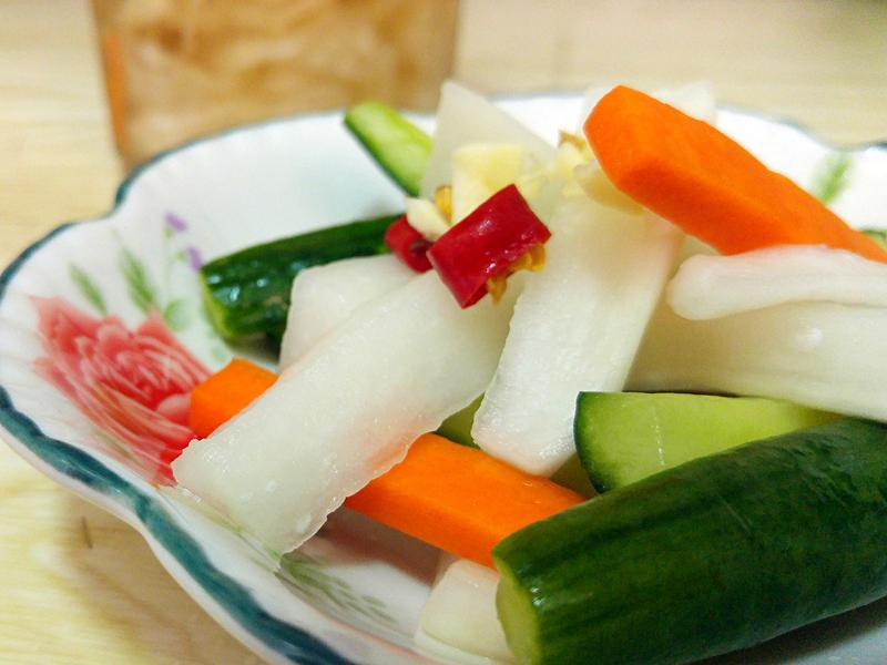 三色凉拌菜的做法