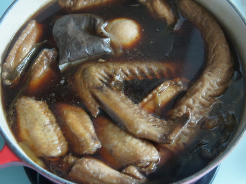 ����±ζ������