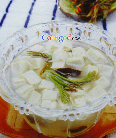 香椿木耳豆腐汤的做法