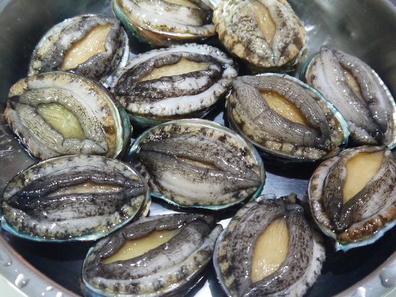 ����ͷ�±������