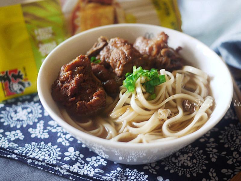 五木拉面-麻油排骨面的做法