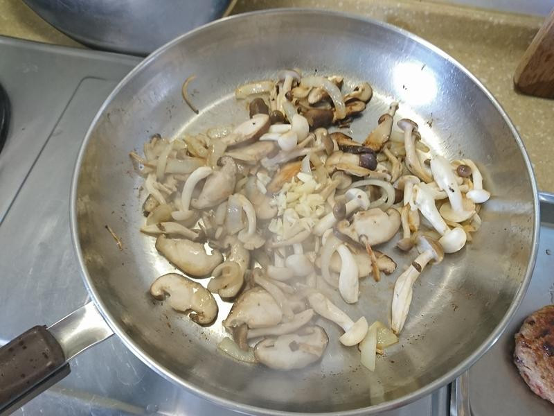 ���պ����ŵ�����