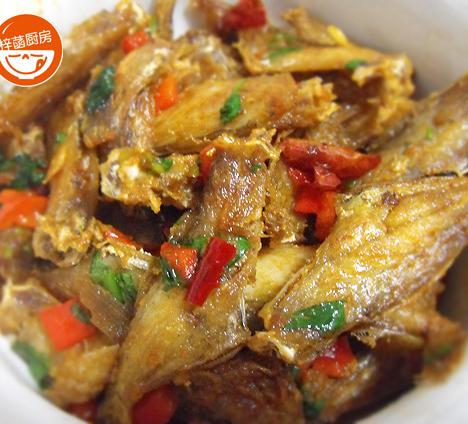 红烧剥皮鱼的做法