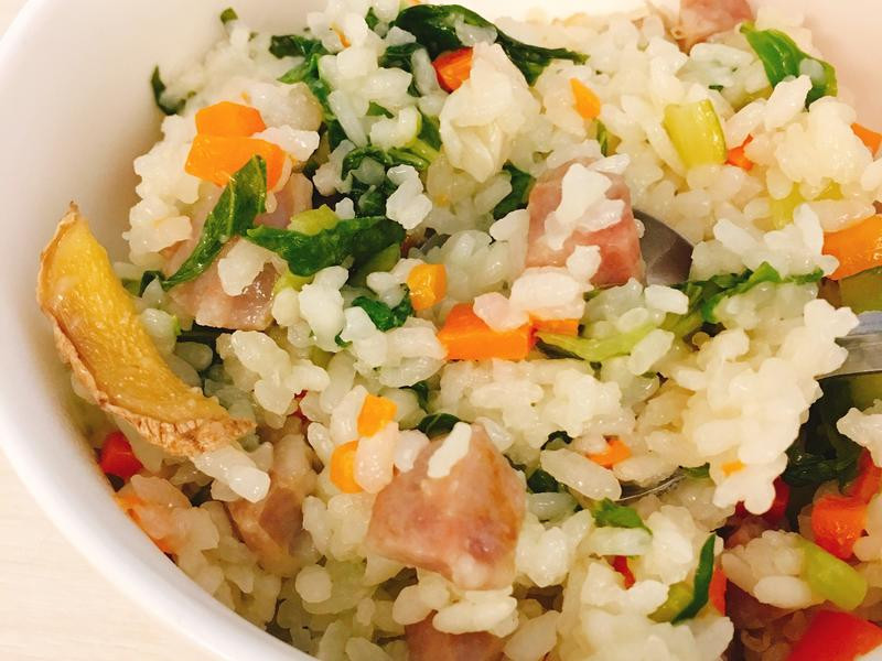 �����Ϻ��˷�������